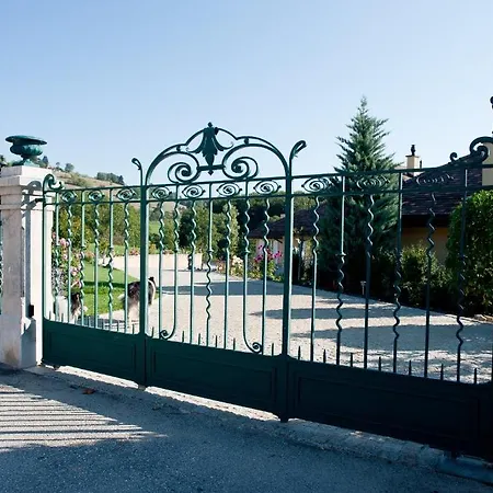 Casa de hóspedes Le Lierre Genolier