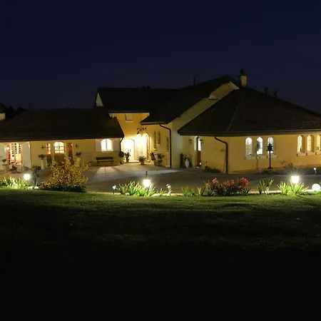 Le Lierre Casa de hóspedes 5*